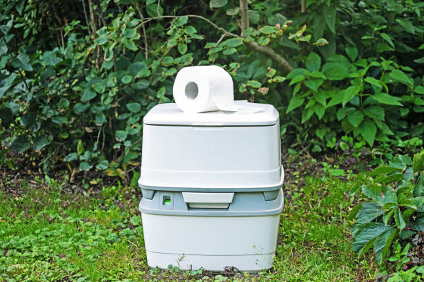 Best Portable restroom trailer rental  in Mulberry, FL