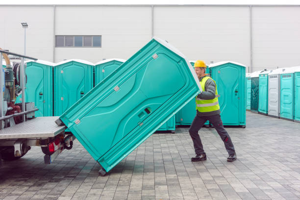 Best Portable restroom trailer rental  in Mulberry, FL