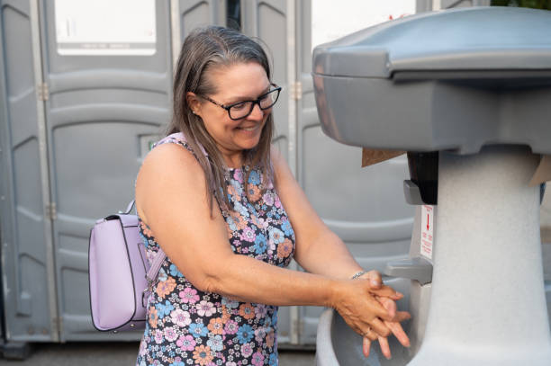 Best Wedding porta potty rental  in Mulberry, FL